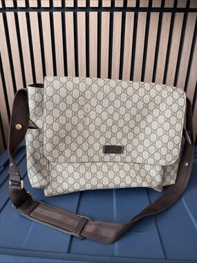 Gucci Beige Diaper Bag with Changing pad